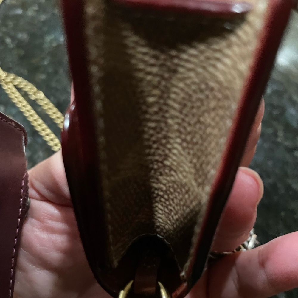 NWOT with a box Coach Brown Leather Mini Bag with original Coach gold chain. - Picture 11 of 14
